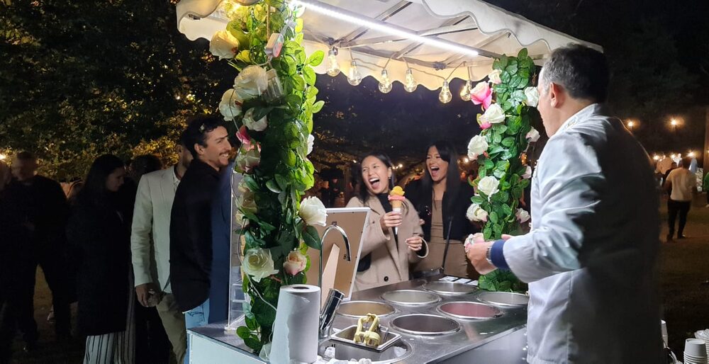 The cart at a private garden party (3)